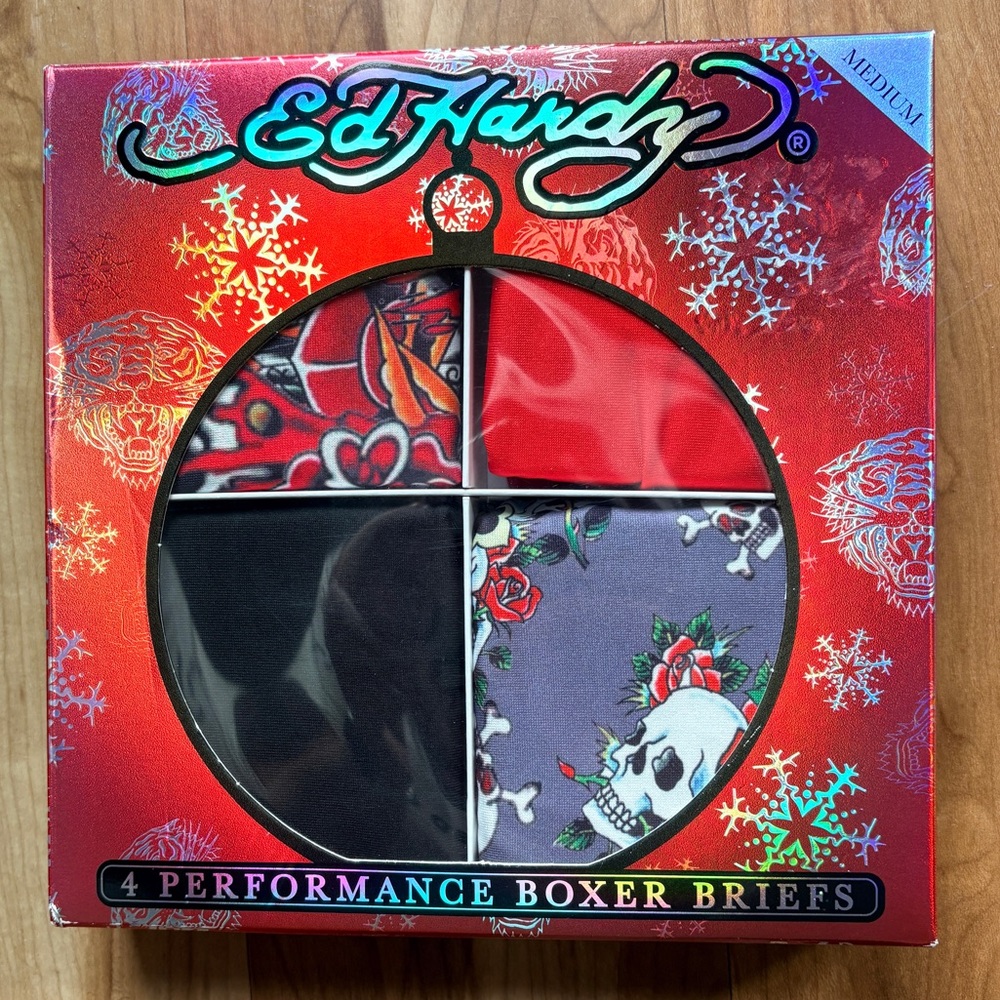 Ed Hardy Performance Boxer Briefs Men's Medium (32-34) 4 Pack NIB